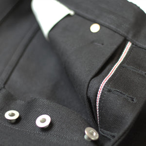 SLIM FIT JEANS : DD010 BLACK X BLACK RED LINE SELVEDGE