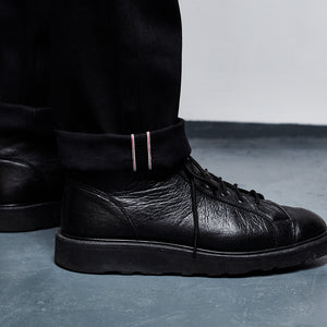 SLIM FIT JEANS : DD010 BLACK X BLACK RED LINE SELVEDGE